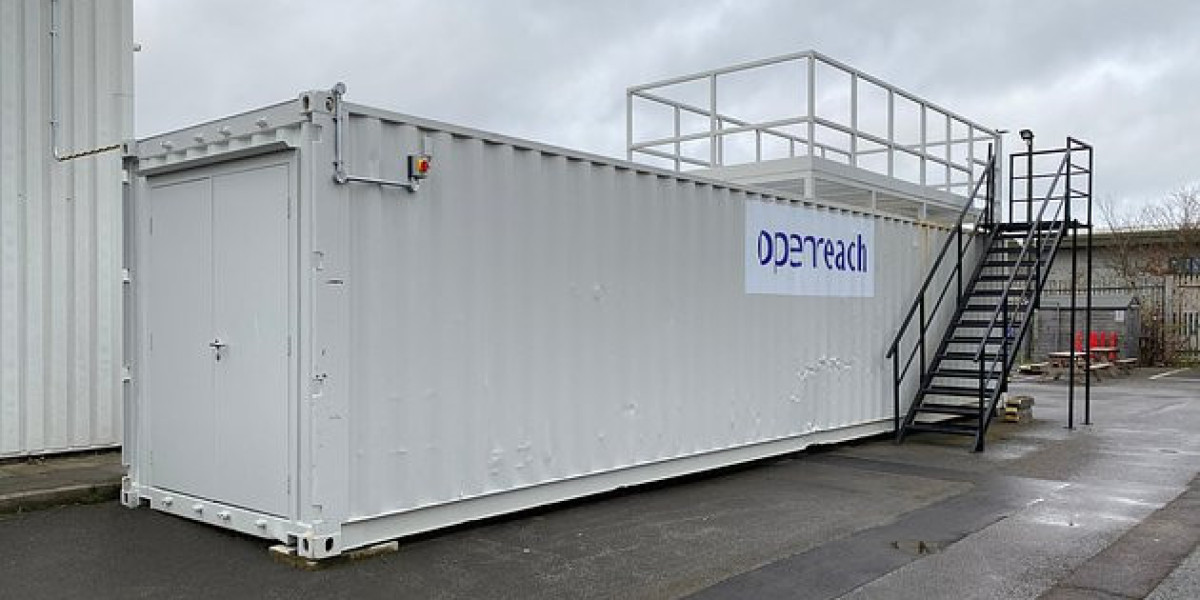 Everything You Need to Know About Buying a 20ft Shipping Container in the UK